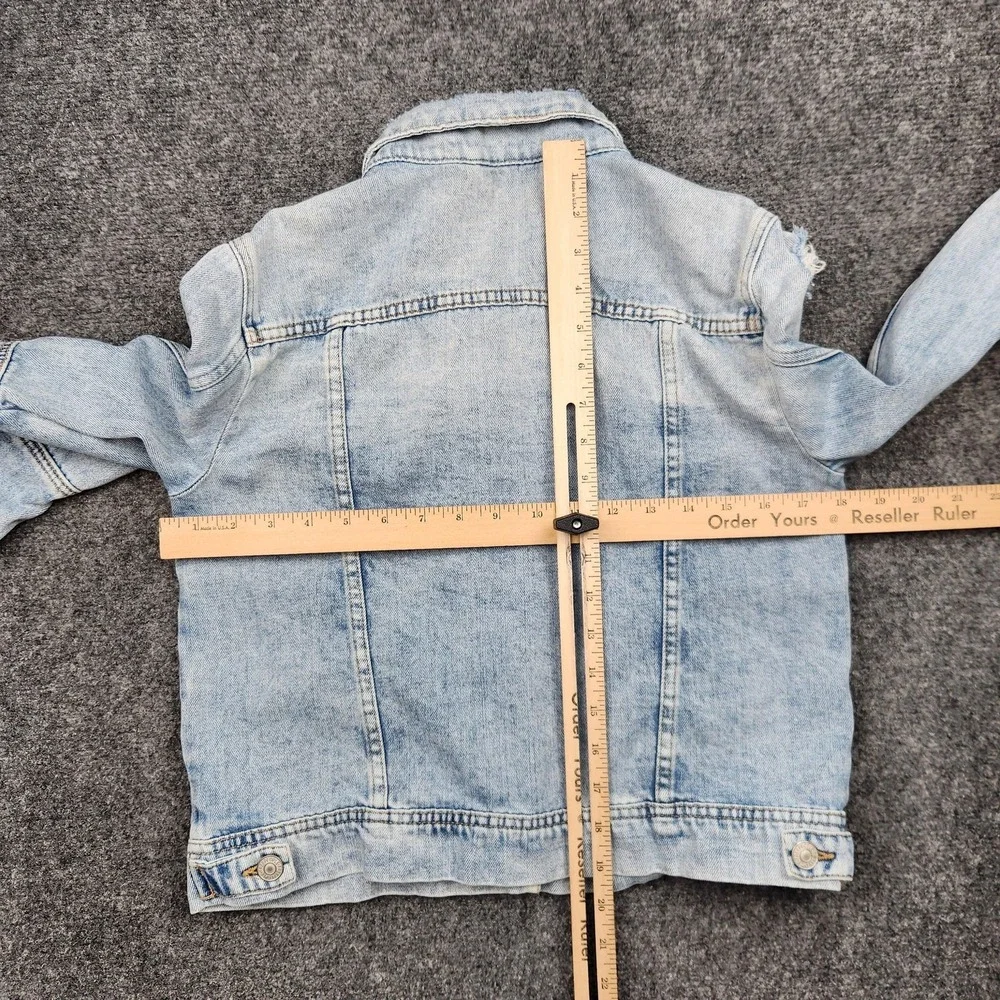 Free People Denim Jacket Womens Small Blue Distressed Light Wash Button Boho - Picture 6 of 9